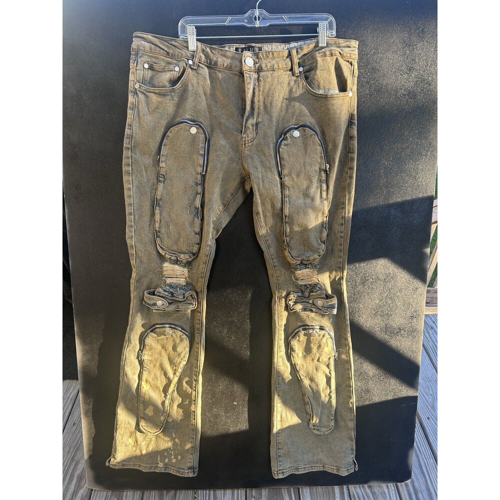 THRT Men’s Jeans New No Tags With Zip Pockets See Discription ! #512